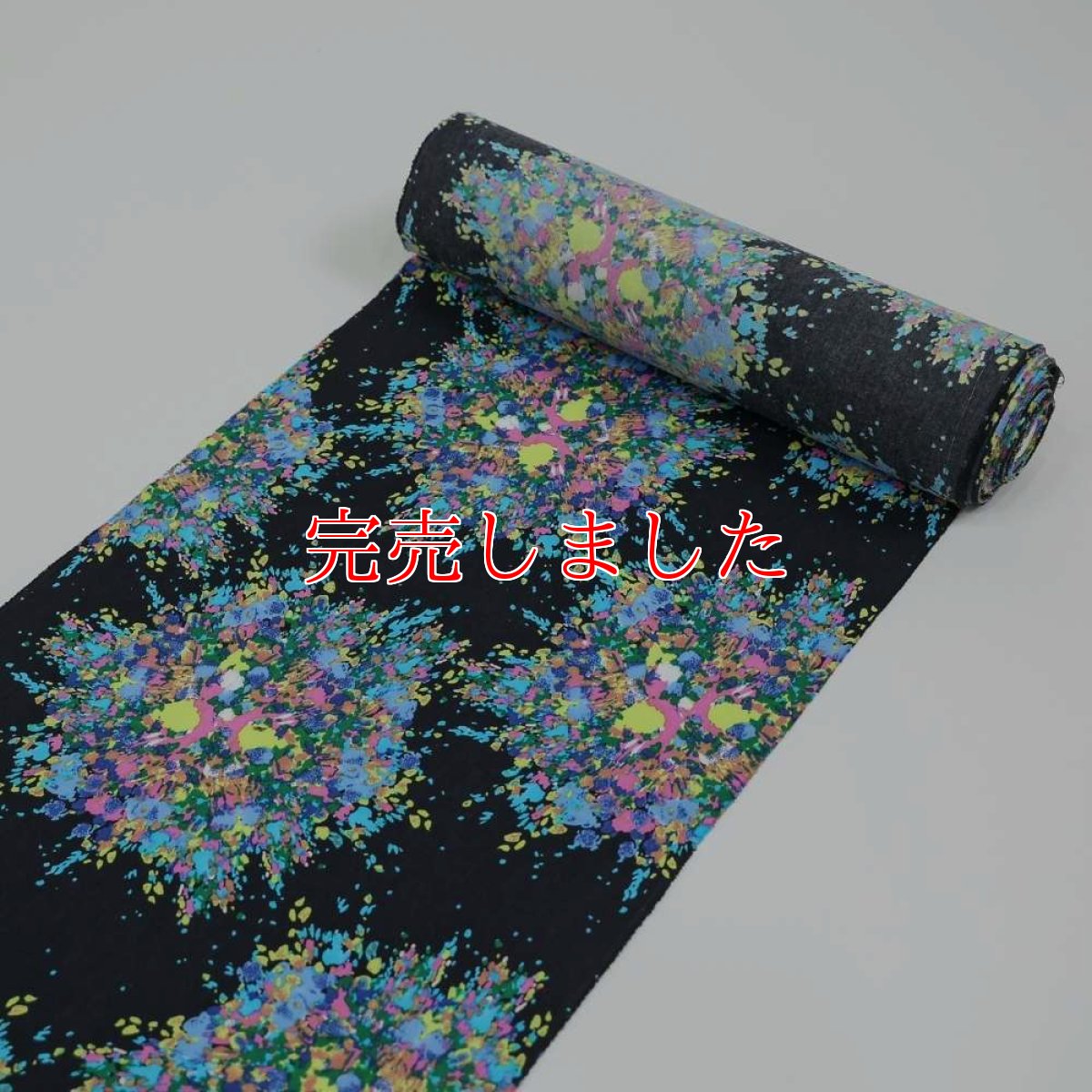 画像4: 洗える木綿着物「彩花火」綿100％｜反物｜ひでや工房 (4)