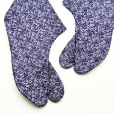 画像2: 通年履けるレース足袋「葉っぱのレース」錆桔梗 (2)