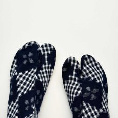 画像6: 【久留米絣】野村織物さんの柄足袋《花菱格子》｜日本製・木綿着物に合う柄足袋 (6)