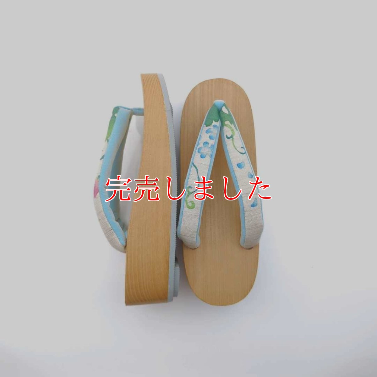 画像3: ち江すさんの花緒下駄「いちご」 (3)