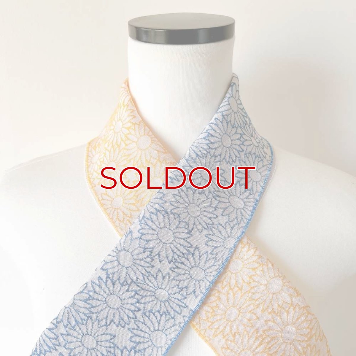 画像4: 糸りさんの洗える半衿・マーガレット「空とひまわり」 (4)