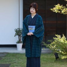 画像4: すっきりと軽い洗えるレースの単衣羽織｜霞格子「フォレストグリーン」 (4)
