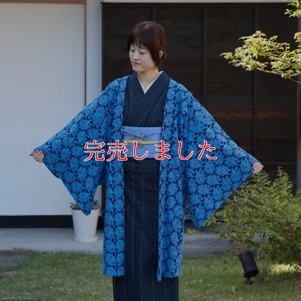 画像5: すっきりと軽い洗えるレースの単衣羽織「瑠璃の花」 (5)