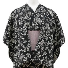 画像1: 洗える着物　京丹後産ポリエステル縮緬「モノトーン更紗」ポリエステル100％｜ひでや工房 (1)