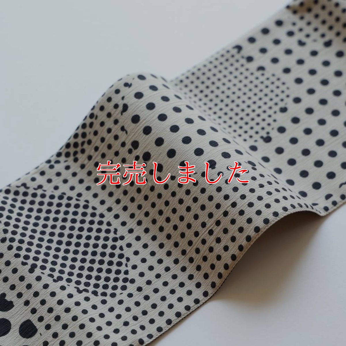 画像3: 半幅帯「ドット梅」｜綿縮緬｜ひでや工房 (3)
