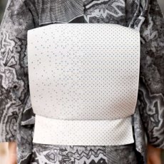 画像2: 博多八寸帯「雨音」月白｜コレカラキモノ企画室 (2)