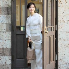 画像5: 両面半幅帯「晴風」アイボリー×墨黒｜コレカラキモノ企画室 (5)