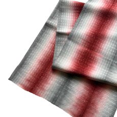 画像1: 【藤井絞】通年使える2WAY帯揚げ「花結」チャコール×レッド｜リボン絞り・絹100％｜コレカラキモノ企画室 (1)