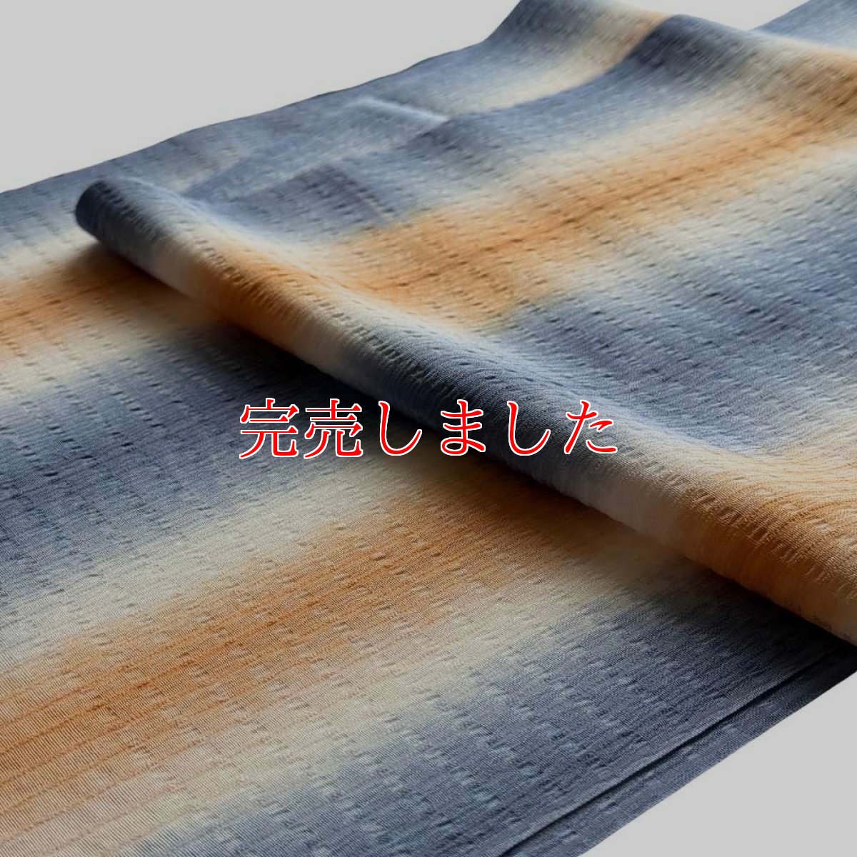 画像4: 【藤井絞】通年使える2WAY帯揚げ「花結」ブルー×オレンジ｜リボン絞り・絹100％｜コレカラキモノ企画室 (4)