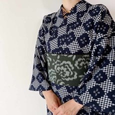 画像7: 野村織物さんの久留米絣で作った半幅帯「コットンフラワー」八女茶グリーン (7)