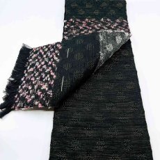 画像4: よねざわ織物半幅帯「つばらつばら」ドット・黒×ピンクグレイ (4)