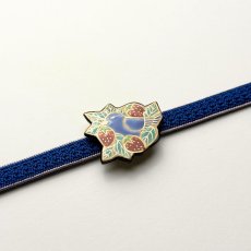 画像2: 五福さんの帯留め「苺泥棒」｜清水焼 (2)