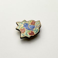 画像7: 五福さんの帯留め「苺泥棒」｜清水焼 (7)