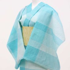画像2: 小千谷縮 市松格子「水浅葱」麻100％｜単衣夏きもの (2)