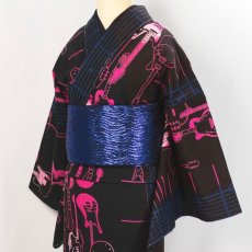 画像1: ルミロック 注染浴衣「エレキギター」ブルーピンク 綿100％ (1)