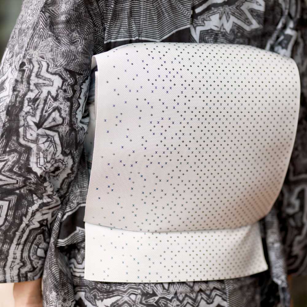 博多八寸帯「雨音」月白｜コレカラキモノ企画室｜普段着きものもたはん